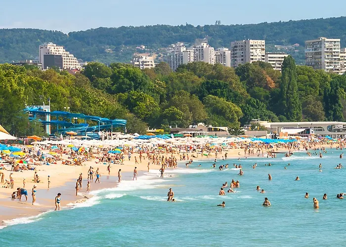 Luxury Seaside Апартамент