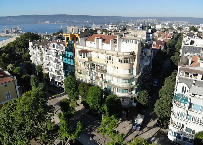 Luxury Seaside Апартамент